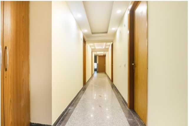 Hotel O Discovery Inn New Delhi Exteriör bild